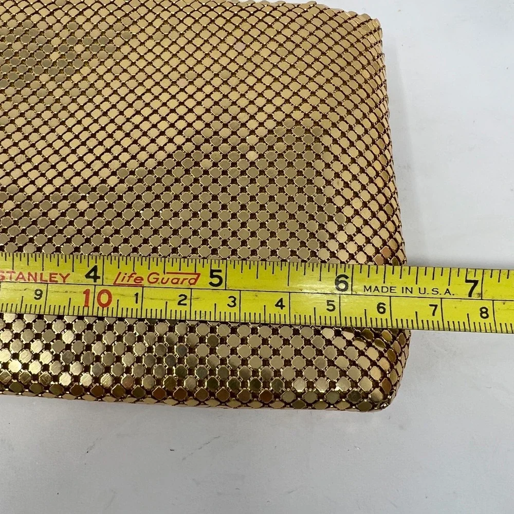 The Unbranded Brand metallic gold